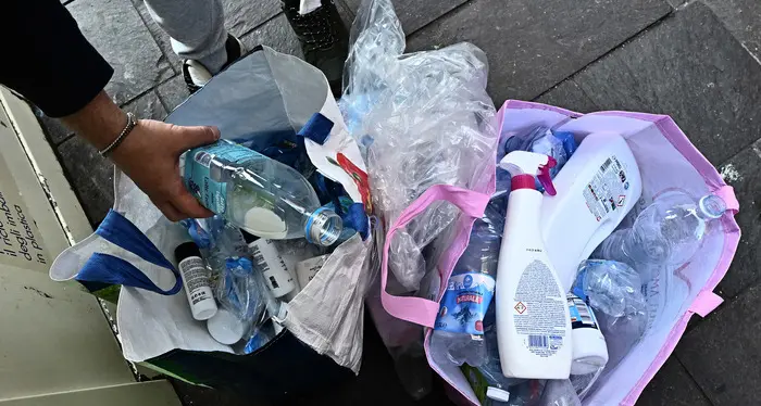 Siglato il patto di collaborazione “Plastic free per Trento” per una città libera dai rifiuti