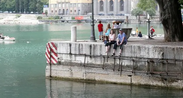 Siccità, “codice rosso” per il Garda e i grandi laghi lombardi