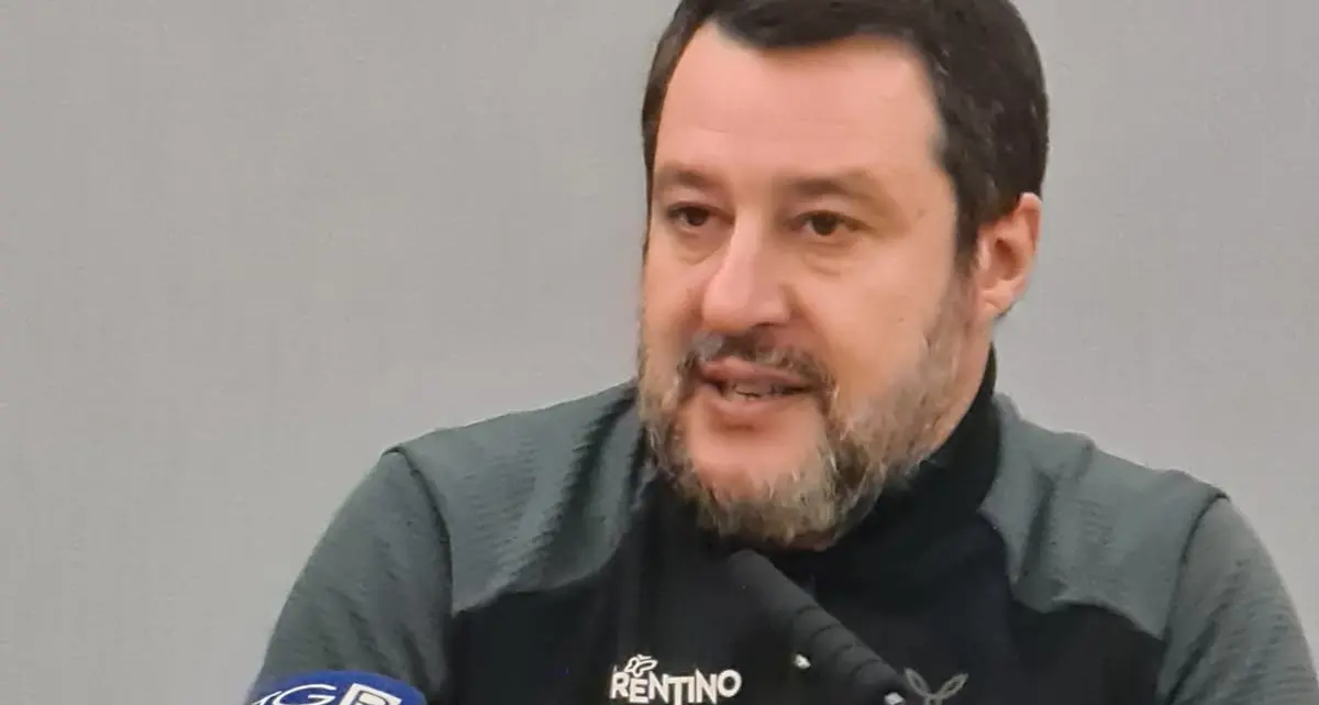 Salvini a Trento: «Sui cantieri stiamo accelerando». Codice della strada: arriva la stretta