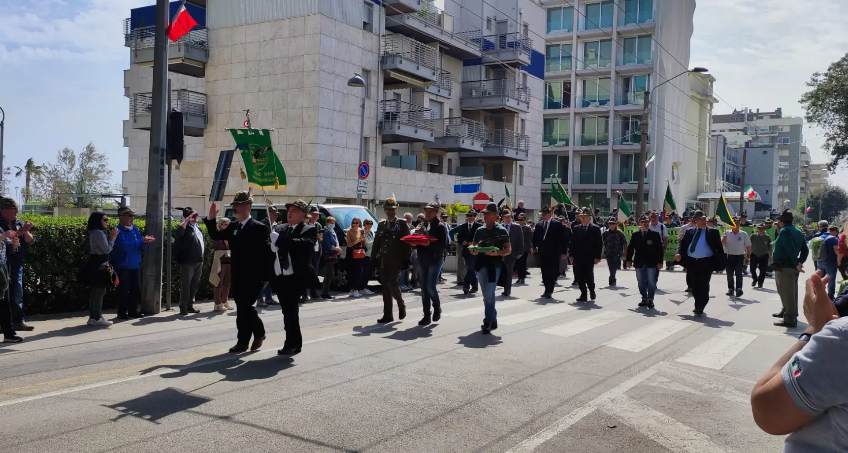 Adunata di Rimini, 4 mila alpini dal Trentino: sfila la fanfara di Cembra