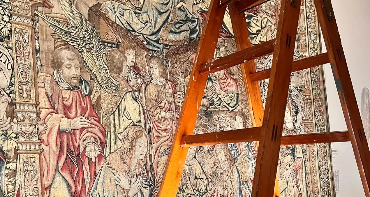 Trento, al Museo Diocesano Tridentino i lavori di manutenzione straordinaria, dopo 30 anni si spostano gli arazzi
