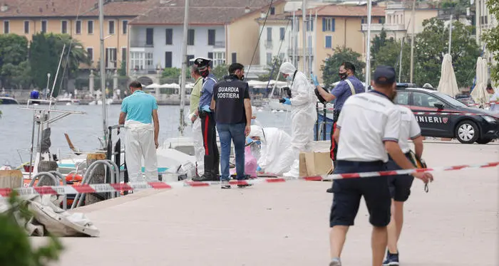Giallo del Garda, identificato l’uomo trovato morto sulla barca: è un commerciante di Salò