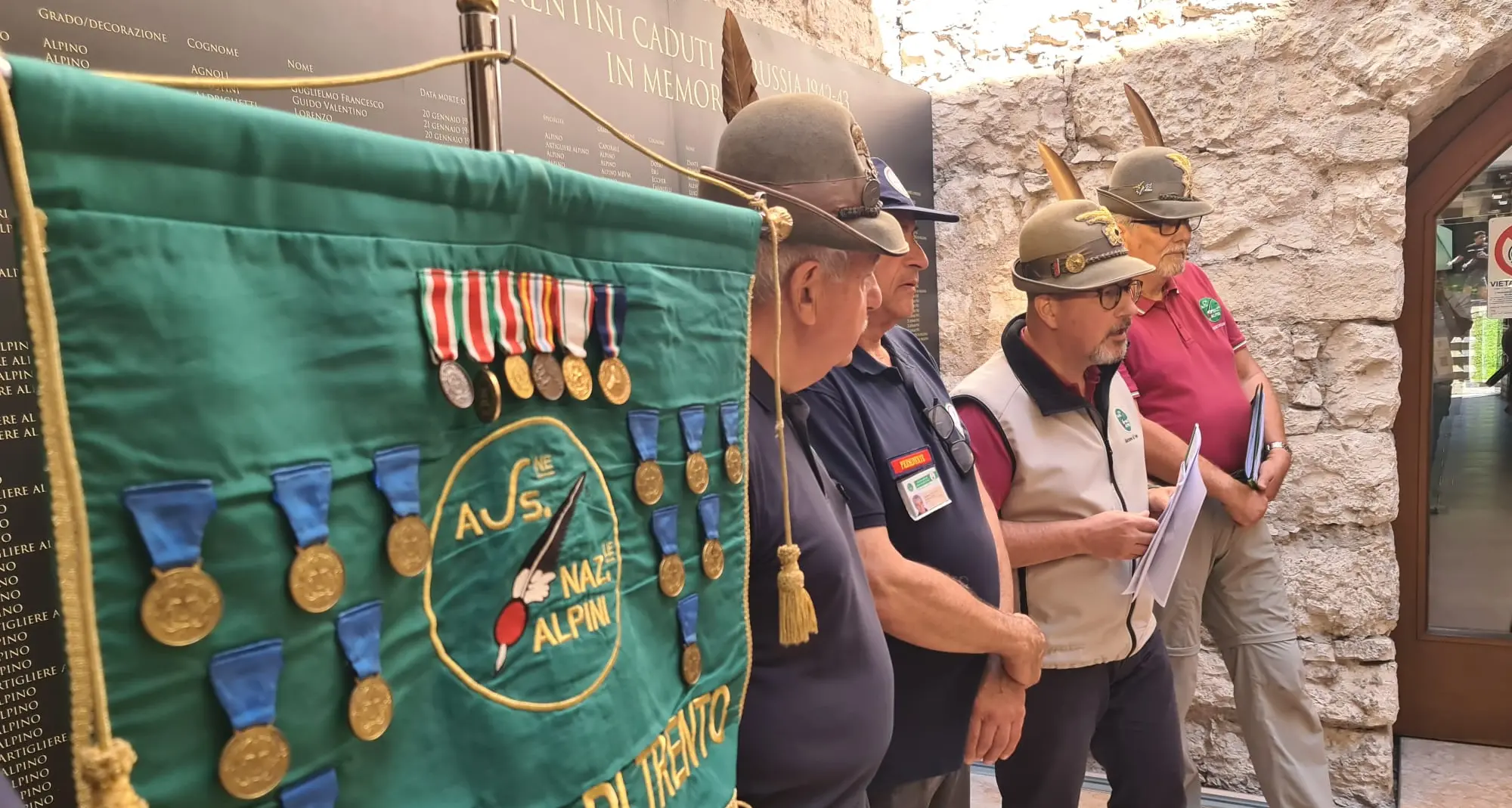 Il Campo Scuola nazionale degli alpini a Roverè della Luna