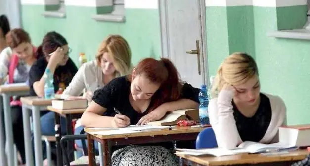 La “maturanda ostinata” alza bandiera bianca: stop ai ricorsi