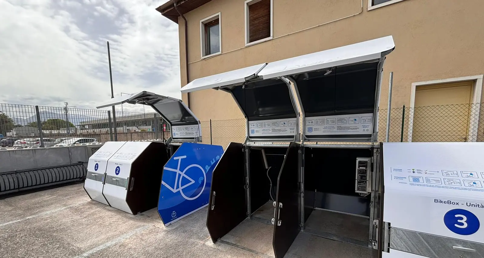 Rovereto: presentate oggi le nuove bikebox, installate nel parcheggio di via Zeni
