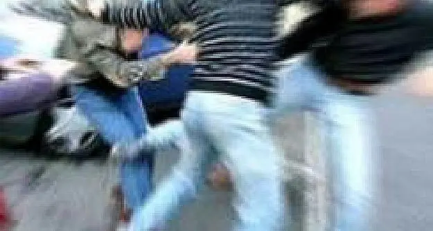 Caldonazzo, giovane di 22 anni colpito con un coltello durante una lite