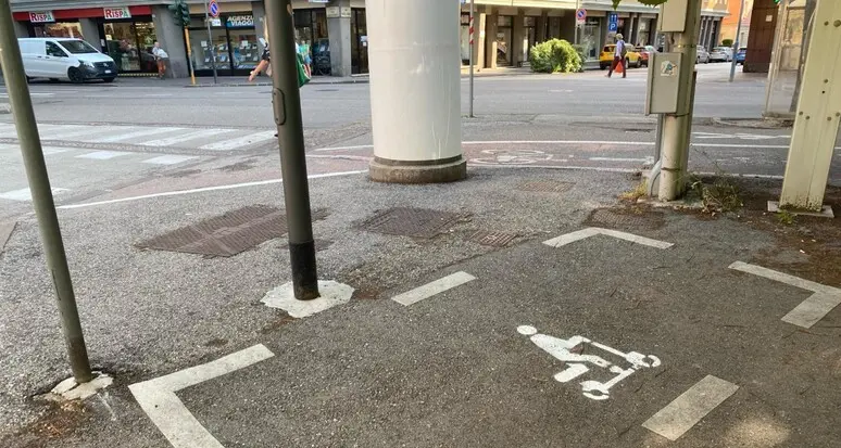 Si dimezzano i monopattini in “sharing” a Trento: ne resteranno 200