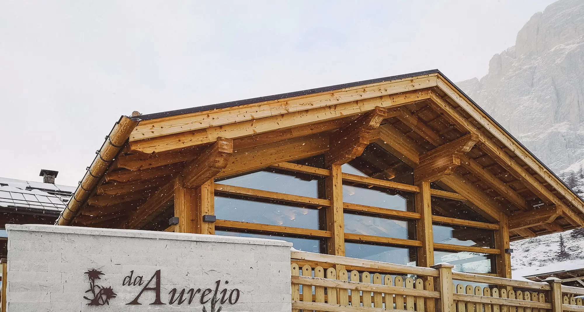 Dolomiti, dai pranzi per i vip e quelli per la mensa dell’asilo: il gesto di altruismo di chef Dariz