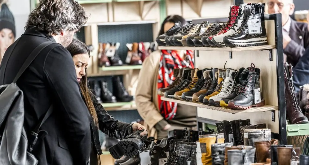 Expo Riva Schuh, 8600 presenze: aumentano i visitatori da fuori Europa. Ma Pellegrini: «Infrastrutture inadeguate»