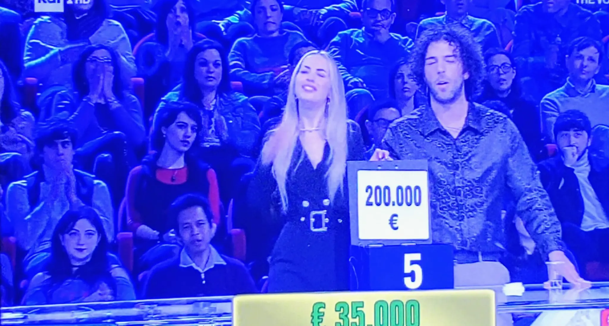 Il personal trainer di Don accetta 35mila euro ad Affari Tuoi di Rai1, ma nel suo pacco ne aveva 200.000