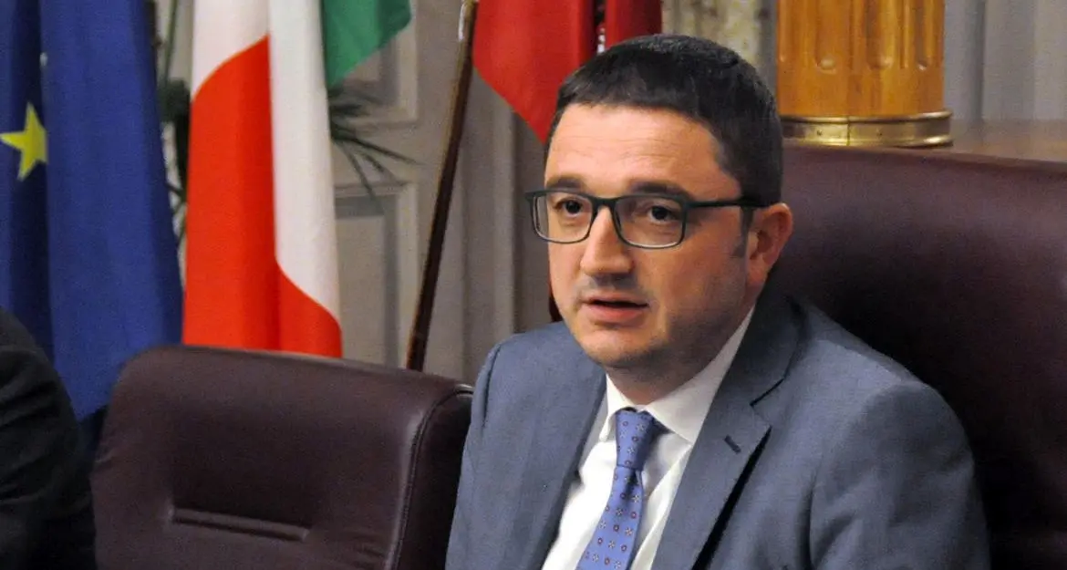 Trasporto scolastico, ecco l'ordinanza di Fugatti: si sale con mascherina Ffp2 e Green pass semplice