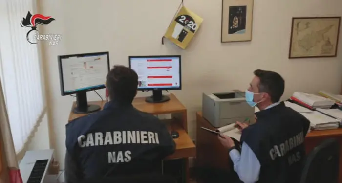 Vendita illegale farmaci Covid, 95 siti oscurati dai Nas