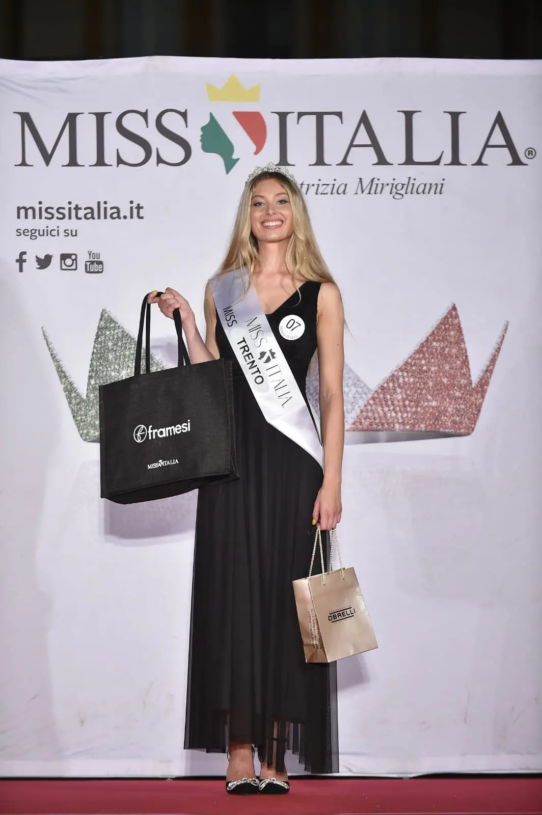 Miss Trento è roveretana: la corona a Lisa Petrolli