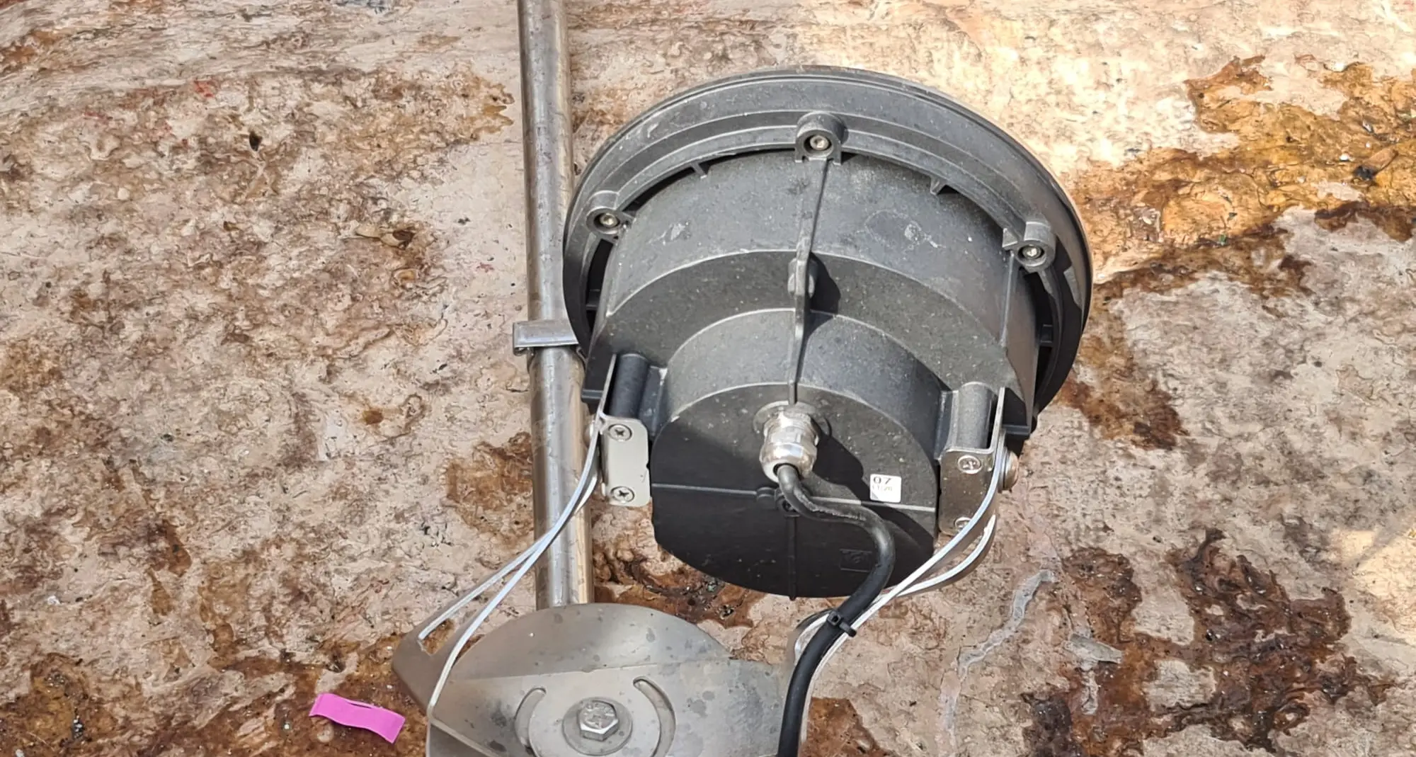 Danni alla fontana del Nettuno: l’amarezza dei trentini