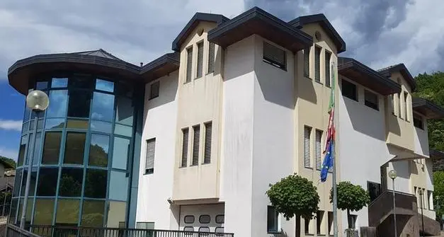 Lona Lases rimane senza sindaco: quorum non raggiunto, resta il commissario