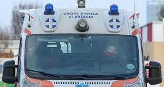 Auto investe due ragazzini nel Bresciano, muore un 15enne