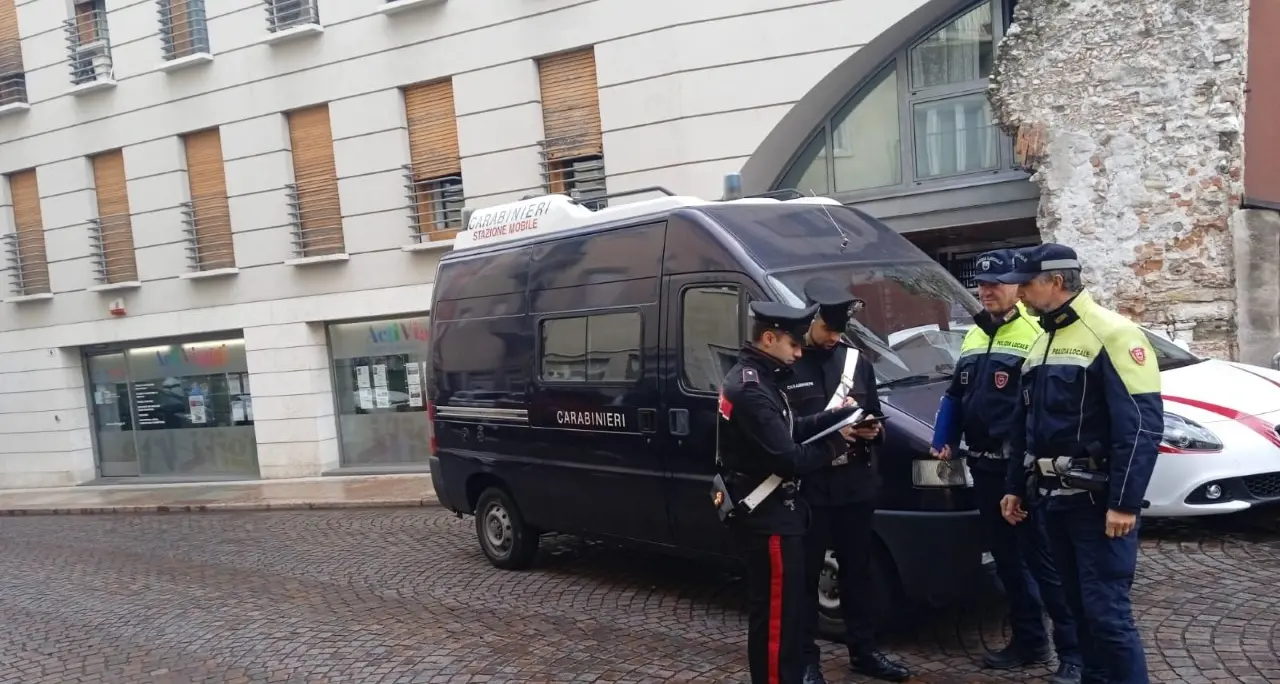 Spaccio a Trento: cento persone controllate, tre denunce