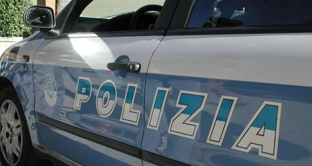 In cantina avevano pc, telefonini e bici rubati: denunciati marito e moglie per ricettazione