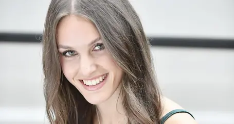 Fabiana Trentin: gli studi di Economia, l’estate in Calamento, la moda e... la finale di Misss Italia