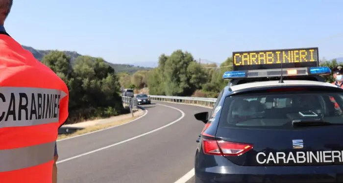 Investe e uccide motociclista dopo una lite al semaforo: arrestato 49enne