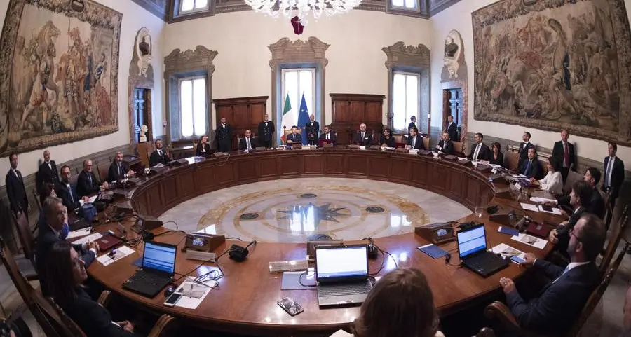 Scontro totale tra Renzi e Conte, crisi di governo sempre più vicina