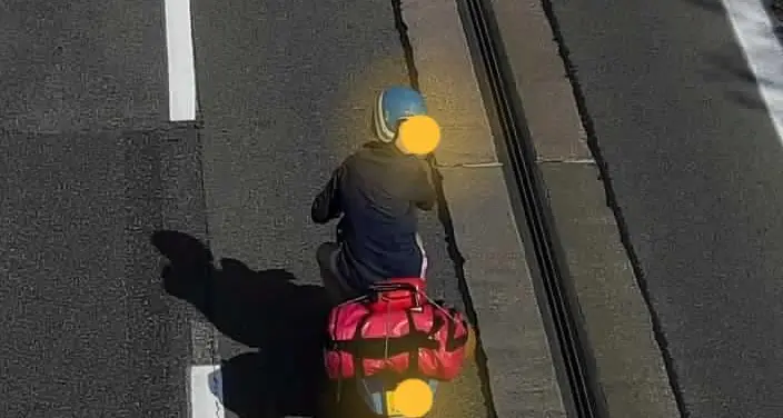 Con la Vespa in centro a Venezia, multa e Daspo per un 19enne olandese