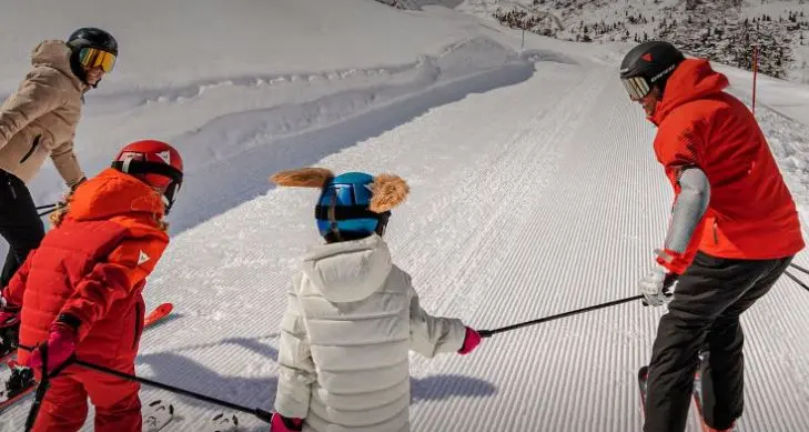 Dolomiti Superski viene incontro alle famiglie: skipass in prevendita con lo sconto del 30%
