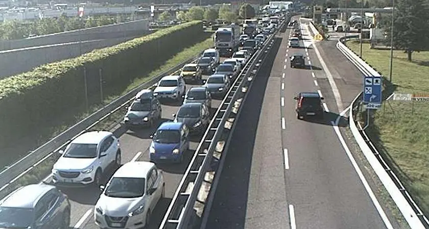 Incidente in tangenziale, traffico in tilt a Trento