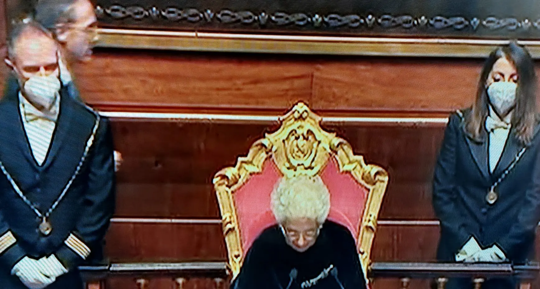 Liliana Segre apre la seduta del Senato: «Io qui, a 100 anni dalla Marcia su Roma»
